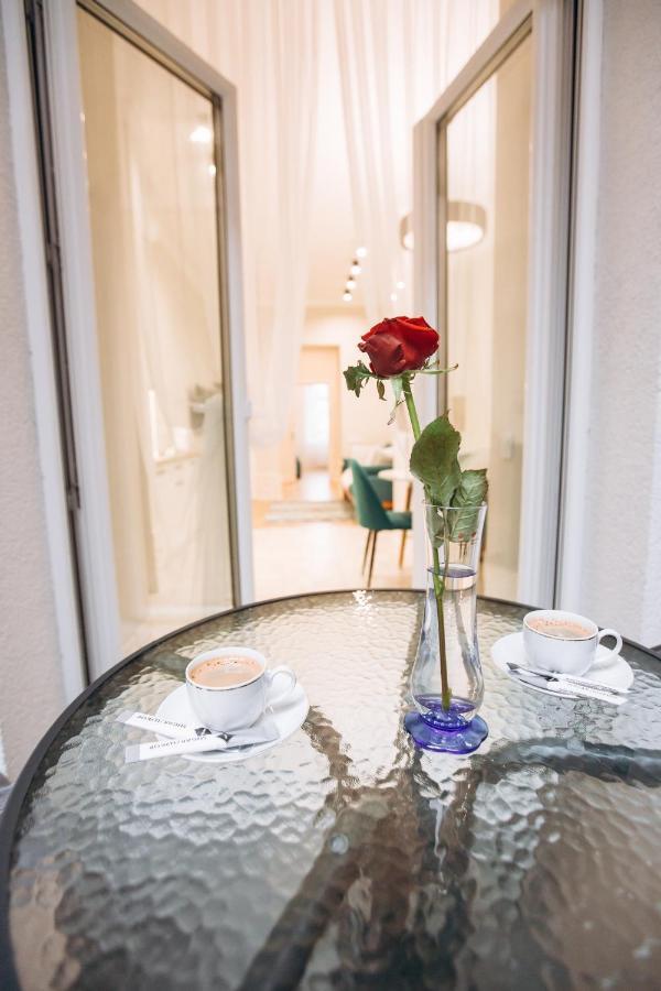 Apartment On Mosyazhna Street 4 リヴィウ エクステリア 写真