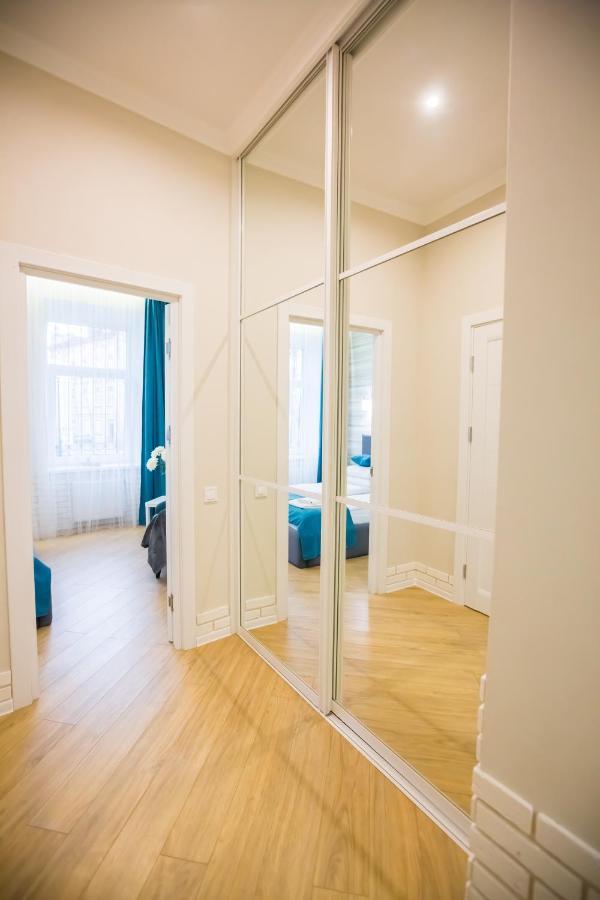 Apartment On Mosyazhna Street 4 リヴィウ エクステリア 写真